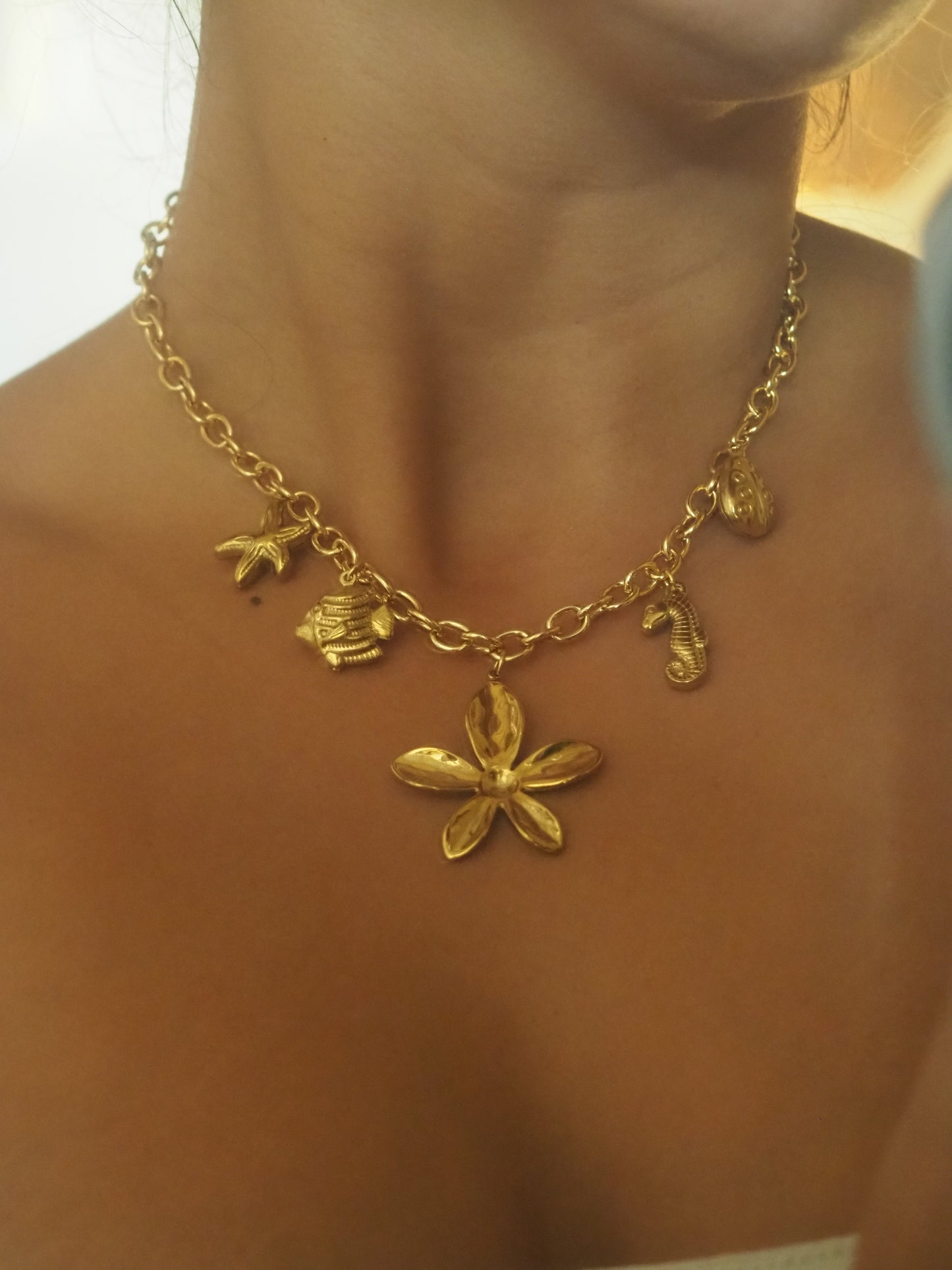 Collier Flora