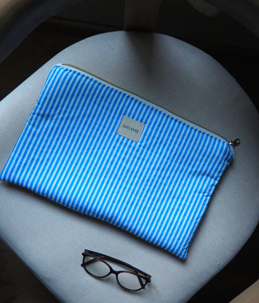 Housse rayures bleues