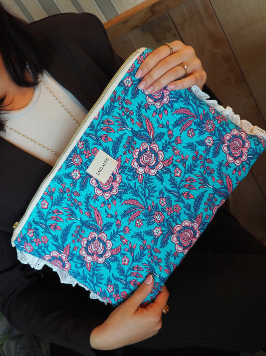 Housse matelassée bleue